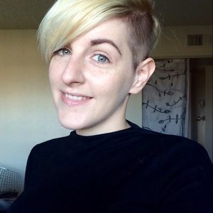 Meet your Posher, Stefanie